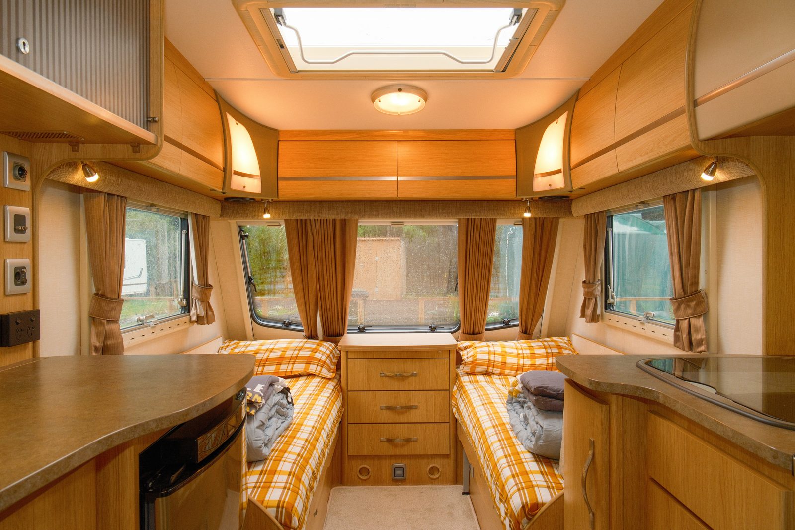 2 Berth Twin Caravan, photo 2