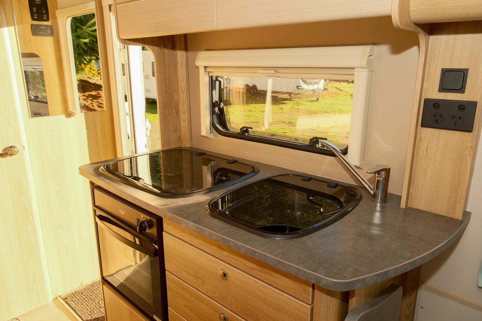 2 Berth Twin Caravan, photo 4