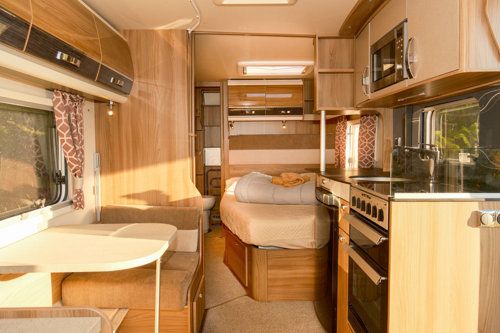 4 Berth Family Caravan, photo 2