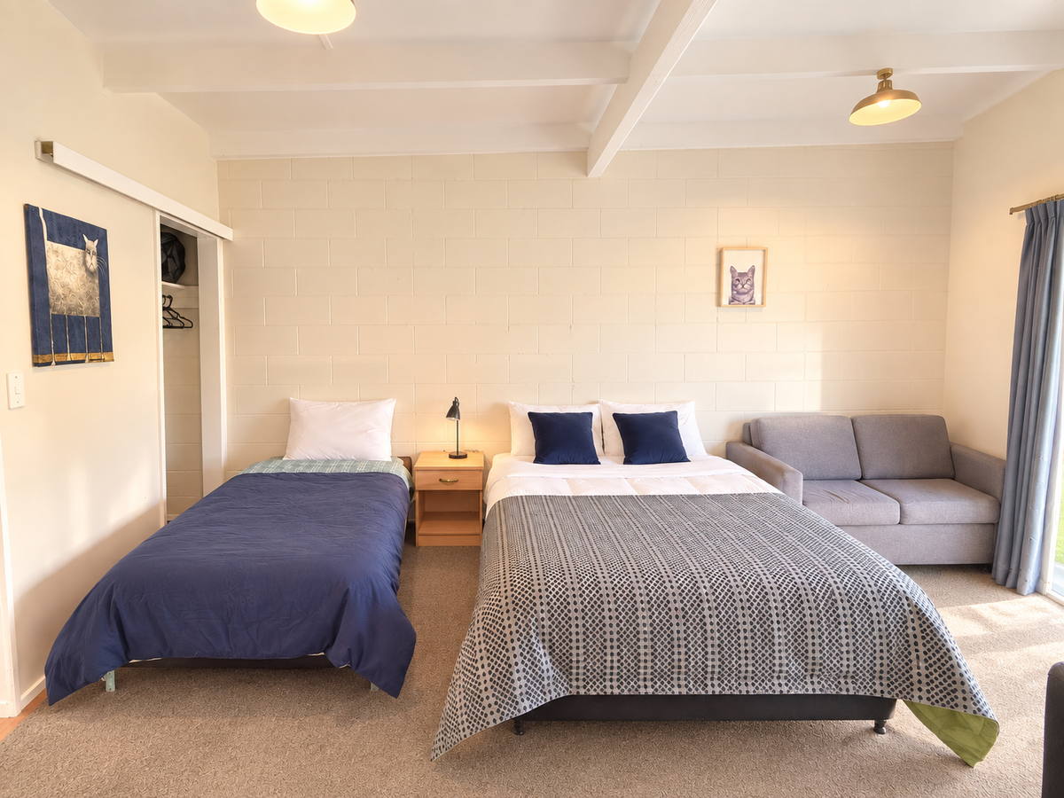 Mora Motels gallery image 5