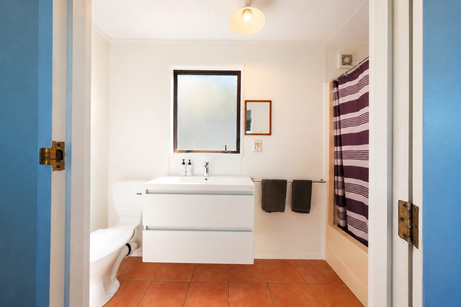 Queen Room with Ensuite, photo 3