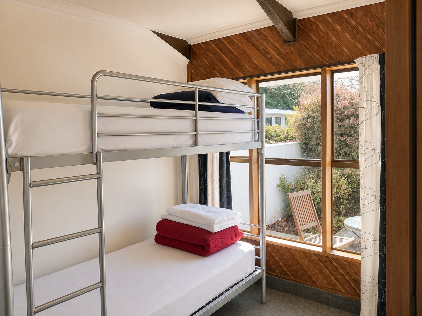 Two-Bedroom Standard Apartment, photo 5